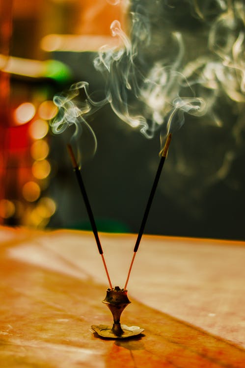 INCENSE HOLDERS & BURNERS